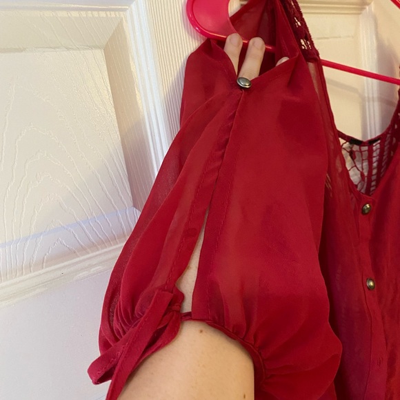 Burgundy lace up T - Picture 2 of 5